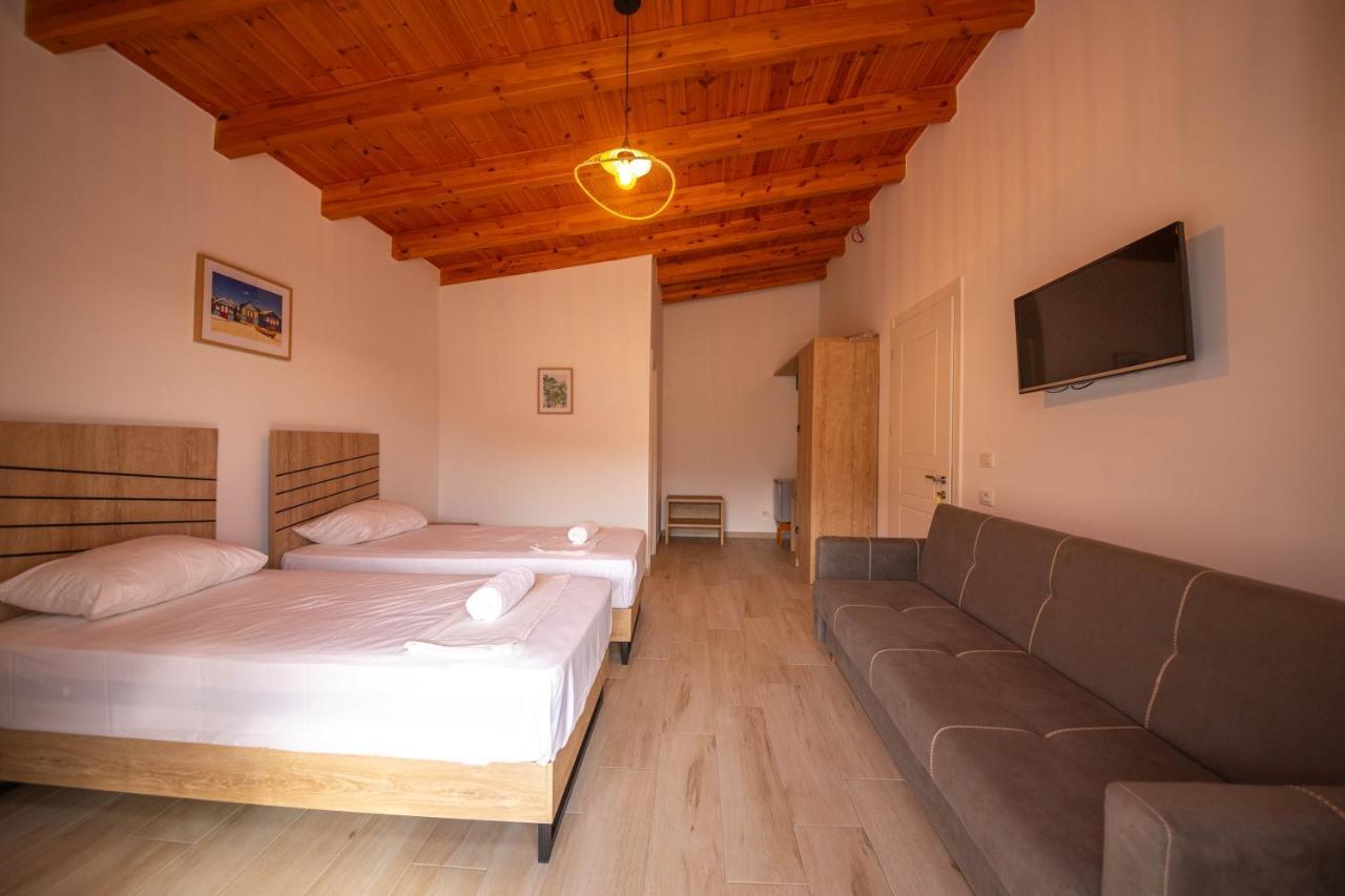 Villa Rondo Himarë Exterior foto